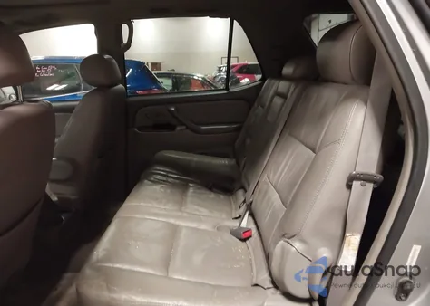 2001 Toyota Sequoia Limited V8 z USA, uszkodzony, nr VIN 5TDBT48A81S055699